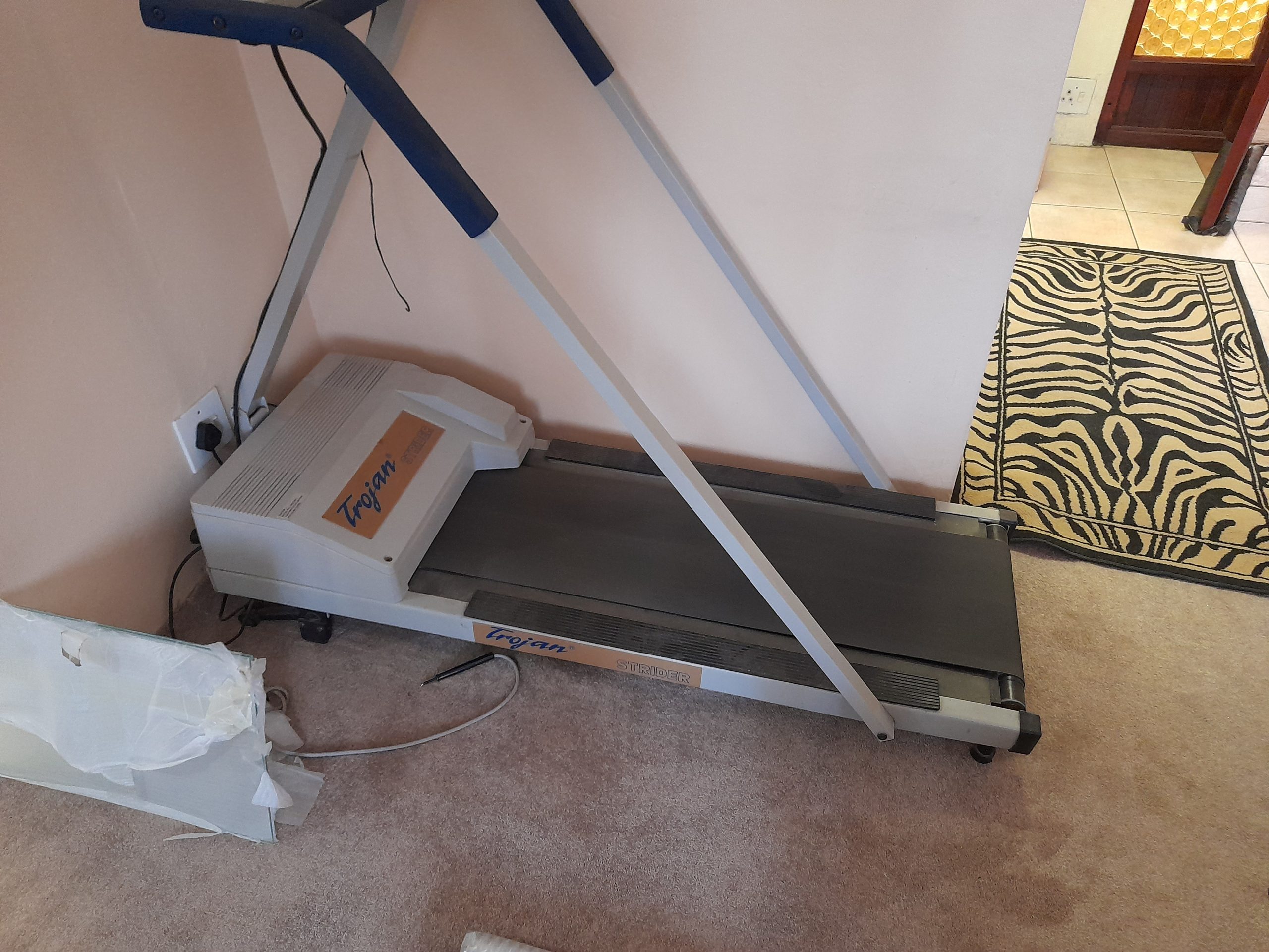 Running Fitness Treadmill For Sale in Qwaqwa