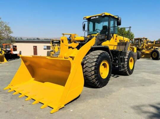 Front end loader training in Botswana Namibia Lesotho Zambia