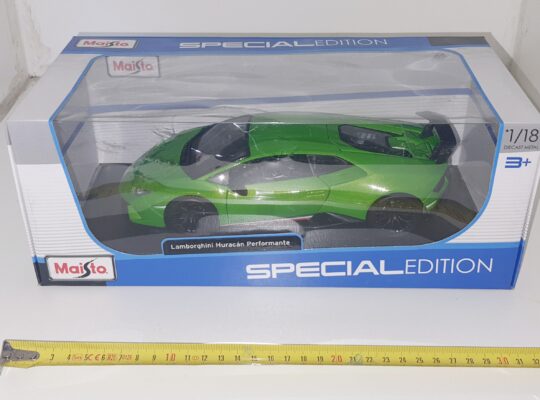 Maisto Lamborghini Huracan Performante 1/18 – Diecast Car Model New Sealed 1:18
