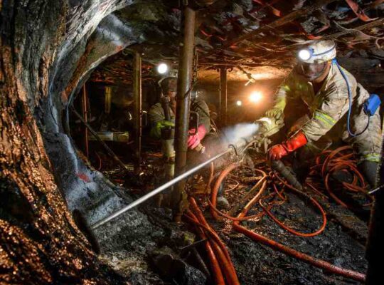 LHs scoop/Drill rig/Dump truck training 0834710630