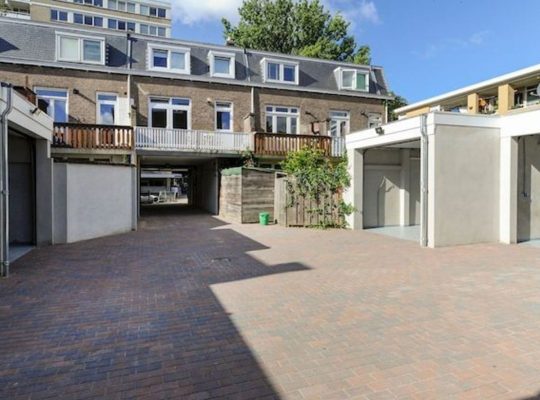 Ervaar modern comfort in een charmante stadswoning – Boek uw bezichtiging