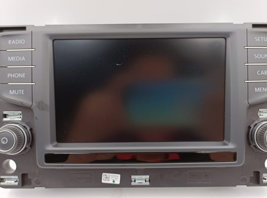 VOLKSWAGEN PASSAT B8 1.8 TFSI 2015 INFOTAINMENT TOUCH SCREEN DISPLAY MONITOR